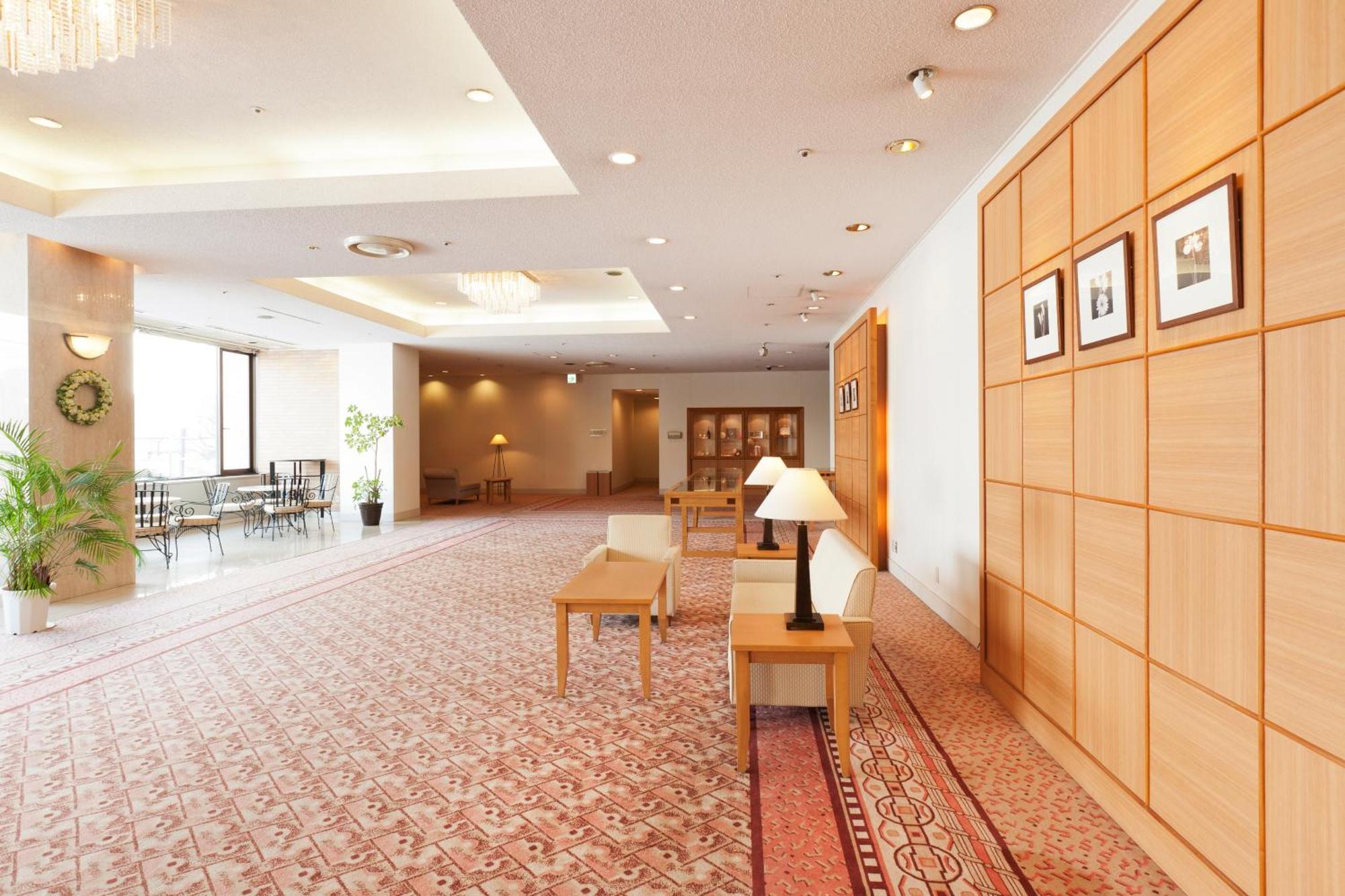 Hotel Grand Terrace Obihiro Exteriör bild